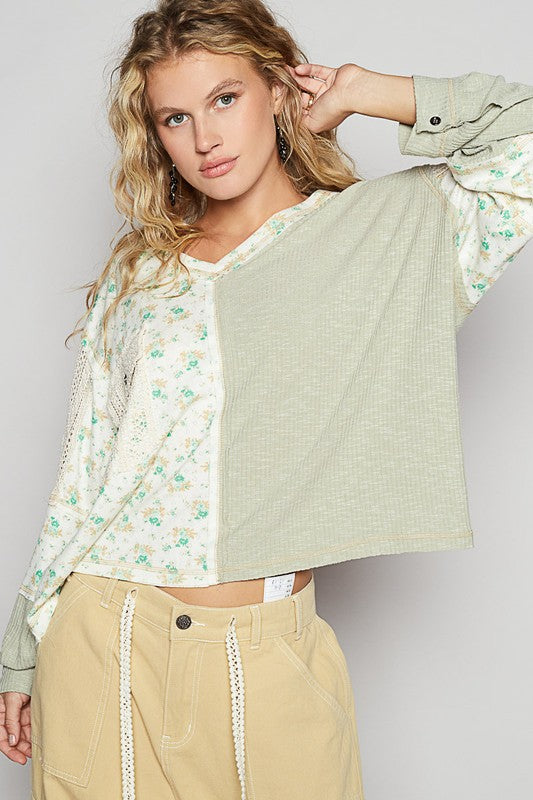 Swayin' with the Flower Buds Top